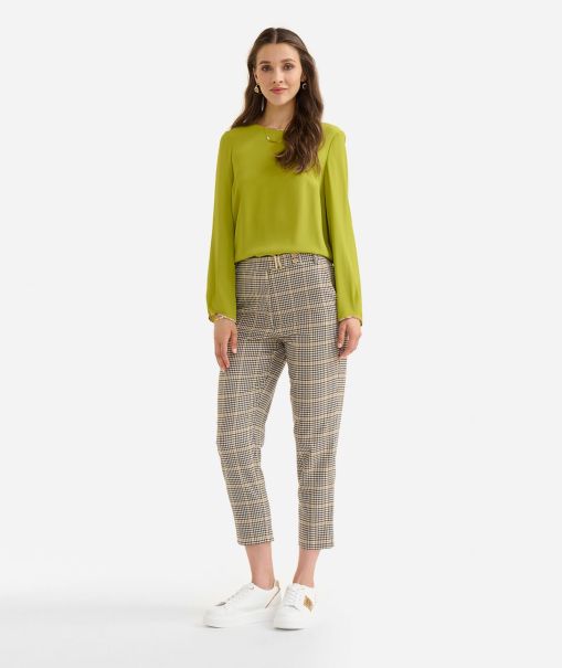 Elegant Skirts & Trousers Women Alviero Martini Stretch Fabric Houndstooth Trousers With 1C Accessory Green